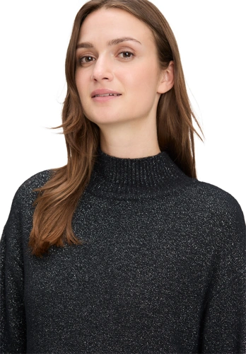 BETTY & CO női fekete pulóver lurexszel és garbóval (3)