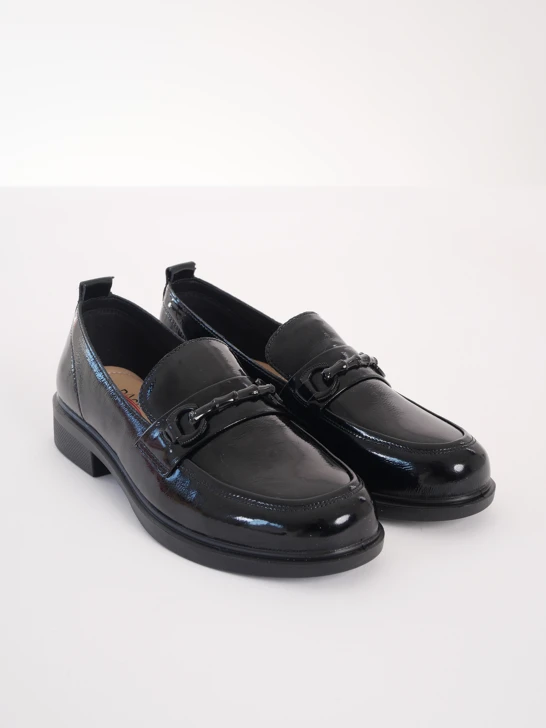 PASS női fekete loafers dekoratív csattal